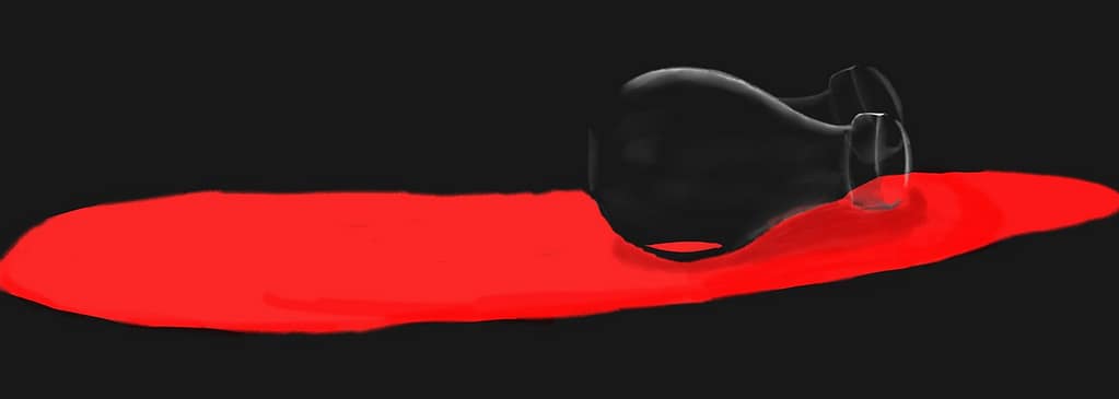 Vase renversé sur une surface sombre, avec un liquide rouge répandu autour.